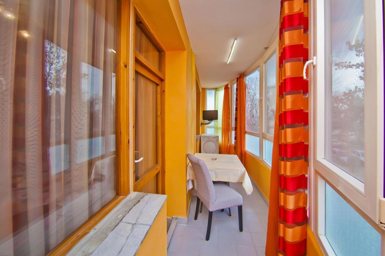 Perla 2-Bdrm In The Heart Of The City Варна Экстерьер фото